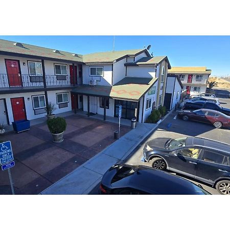 Hotel Avenida Victorville I 15 Dış mekan fotoğraf