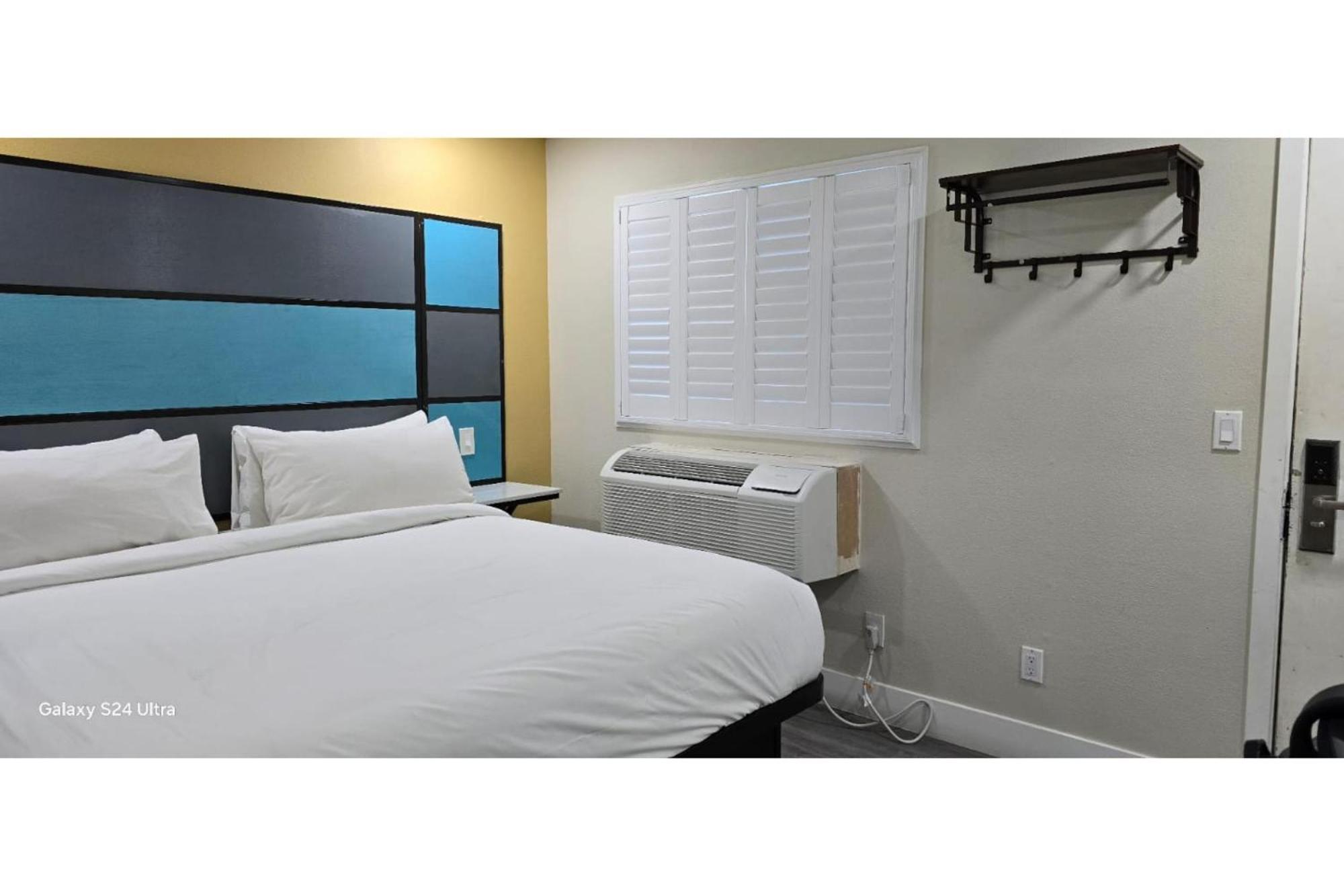 Hotel Avenida Victorville I 15 Dış mekan fotoğraf